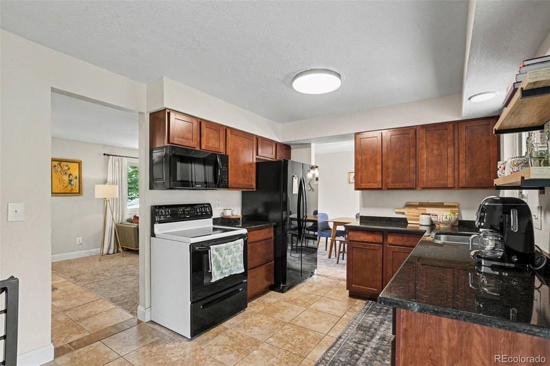 7506 Beech Ct, Arvada, CO 80005