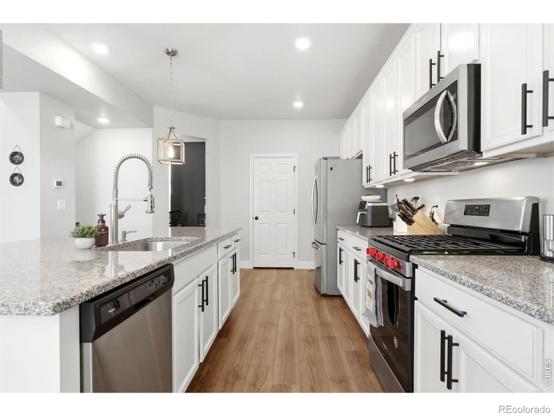 10118 E Zeno St, Commerce City, CO 80022