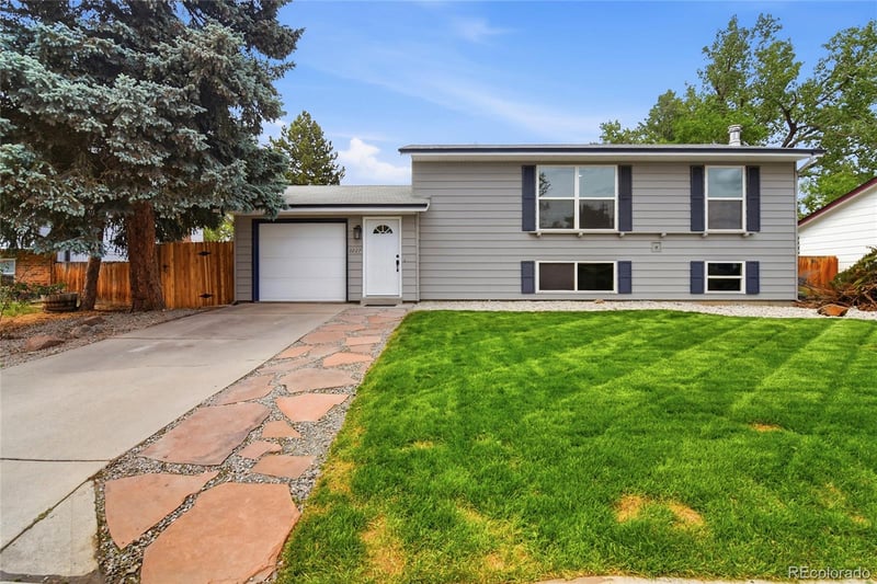 3227 Hoyt Way, Lakewood, CO 80227