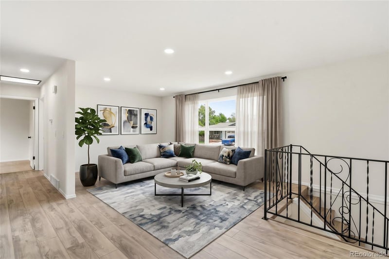 3227 Hoyt Way, Lakewood, CO 80227