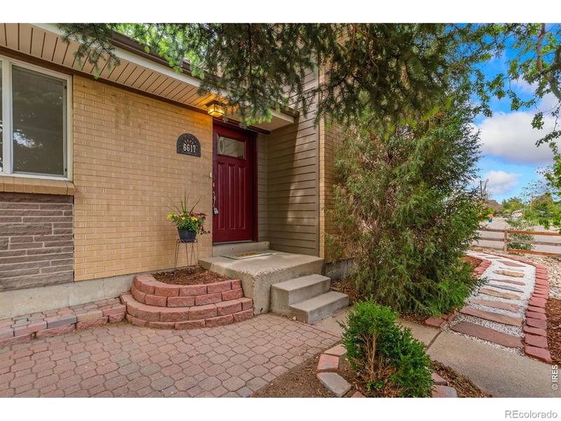 6617 61st Ave, Arvada, CO 80003
