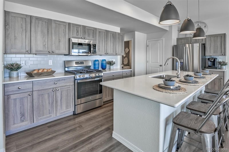 799 Carrie St, Watkins, CO 80137