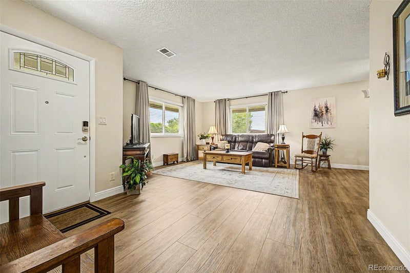 9972 Appletree Pl, Thornton, CO 80260