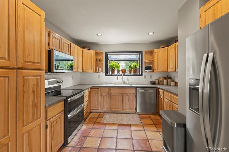 681 Shekel Ln, Breckenridge, CO 80424