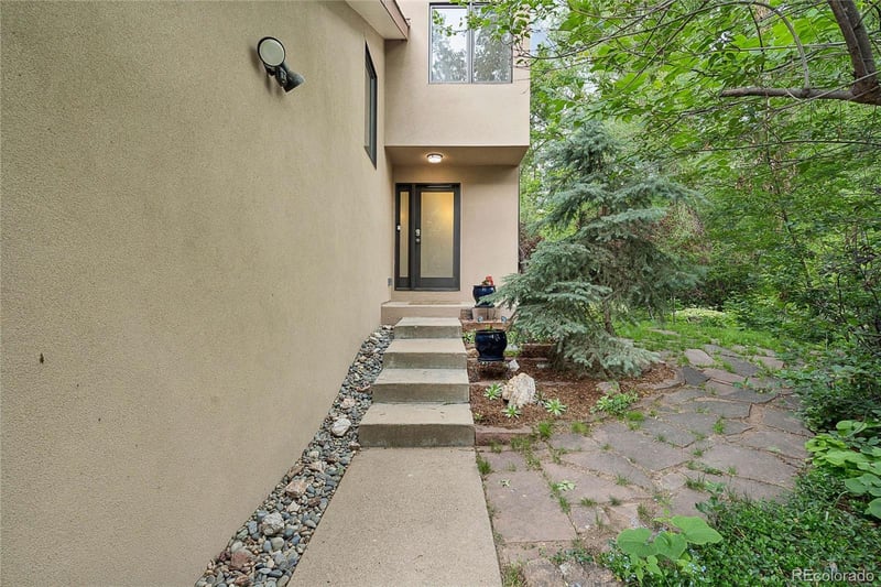 299 Spruce Ct, Boulder, CO 80302