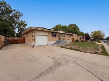 5421 Raritan Way, Denver, CO 80221