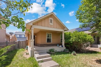 23317 E Saratoga Cir, Aurora, CO 80016