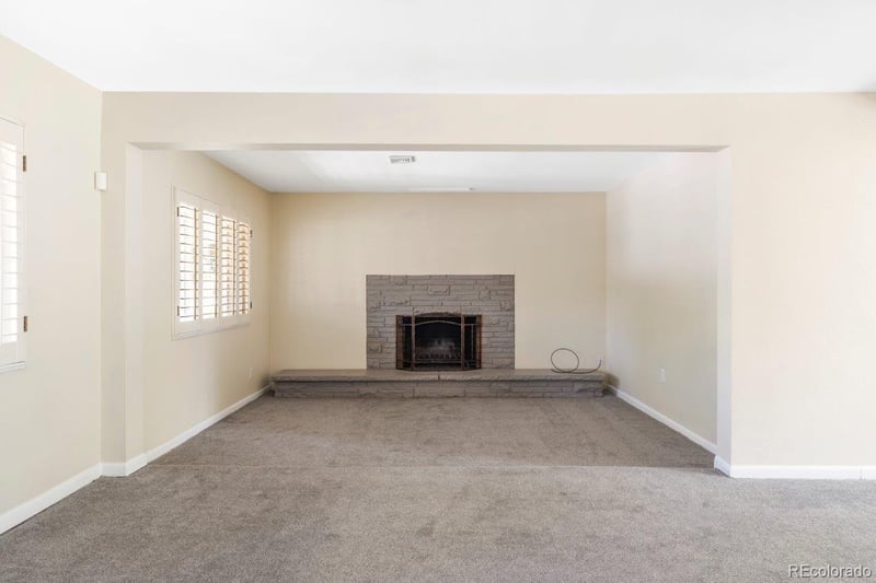 956 Racine St, Aurora, CO 80011