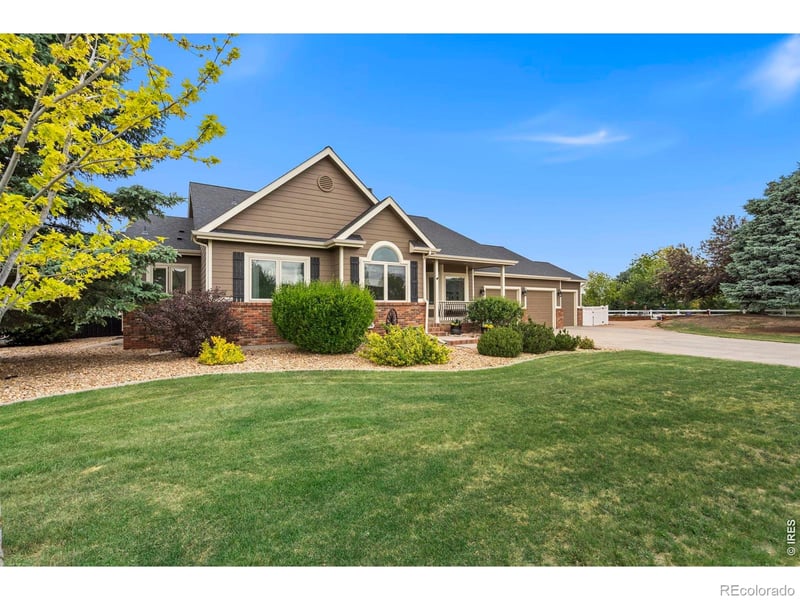 912 Clydesdale Ln, Windsor, CO 80550