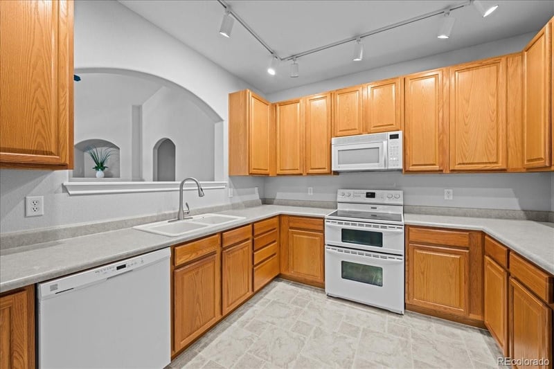 4672 20th Street Rd #2424, Greeley, CO 80634