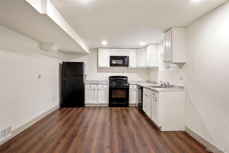 982 Sheridan Blvd, Denver, CO 80226