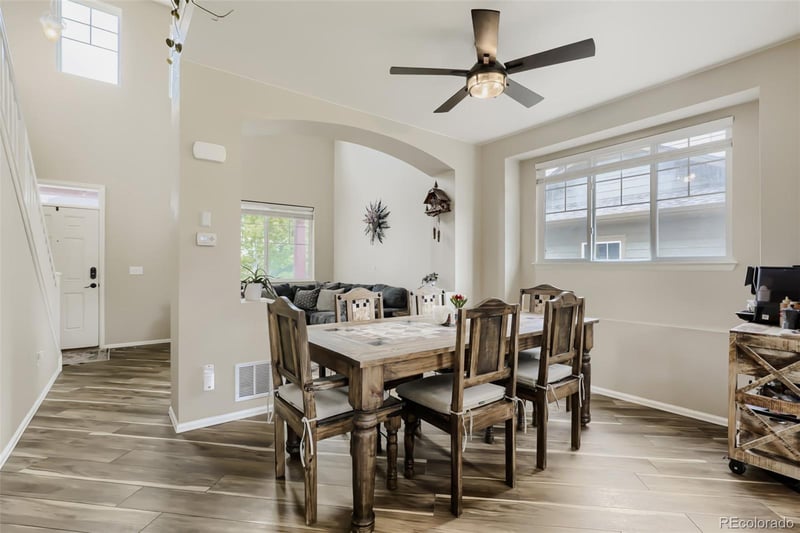19663 63rd Pl, Aurora, CO 80019