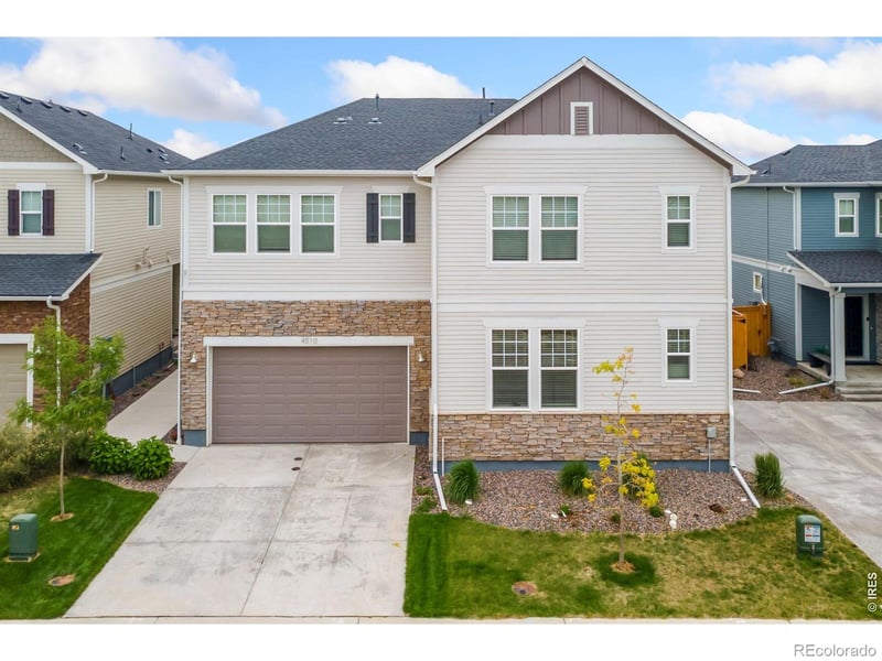 4510 Barrow Ln, Timnath, CO 80547