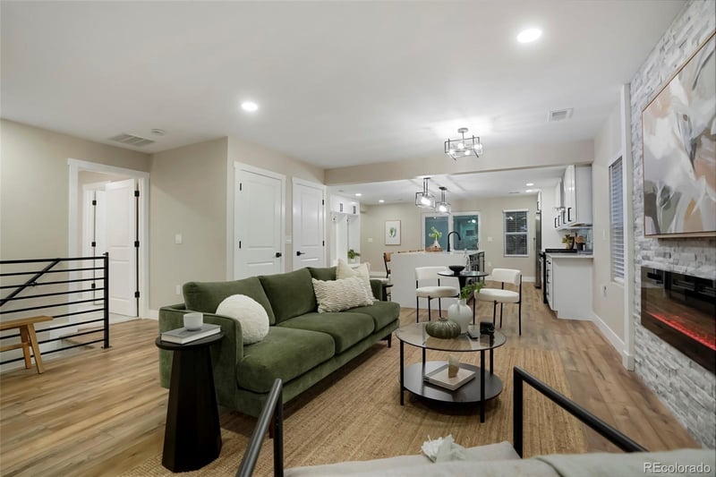 3046 Saint Paul St, Denver, CO 80205