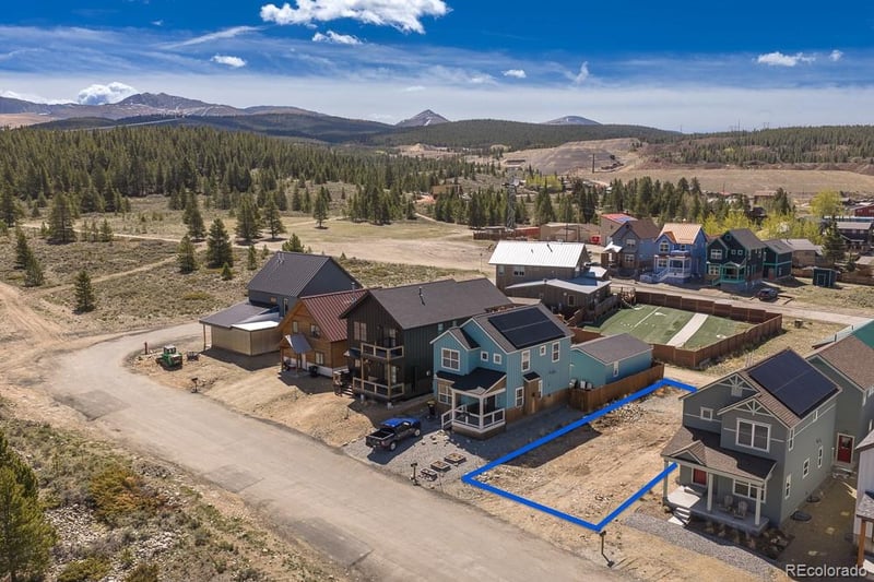 613 12th St, Leadville, CO 80461