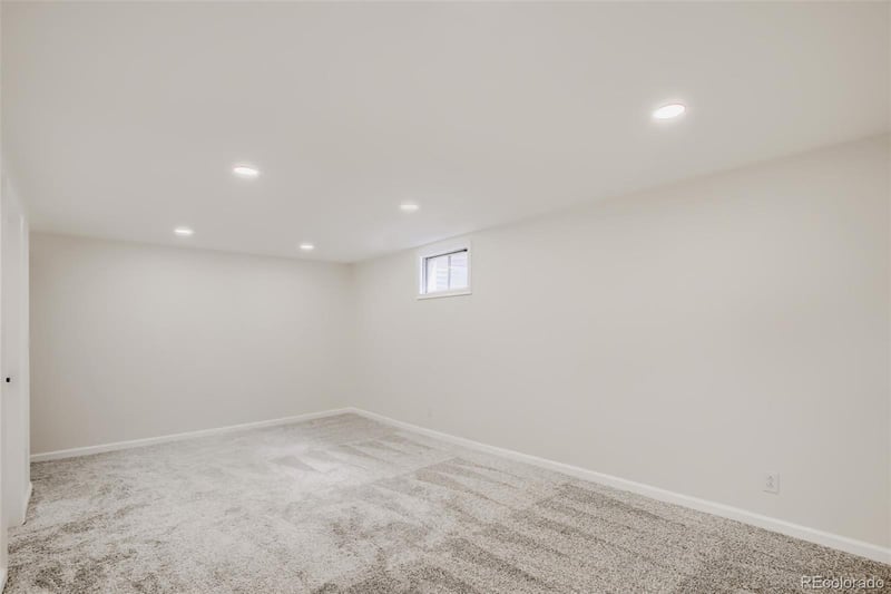 7085 Welch Ct, Arvada, CO 80004