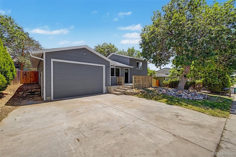 1768 Laredo St, Aurora, CO 80011
