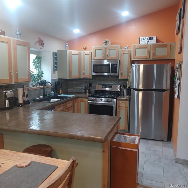 318 Riviera Ln, Johnstown, CO 80534