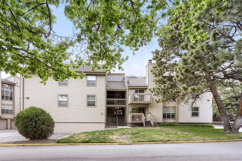 701 Harlan St #E27, Lakewood, CO 80214