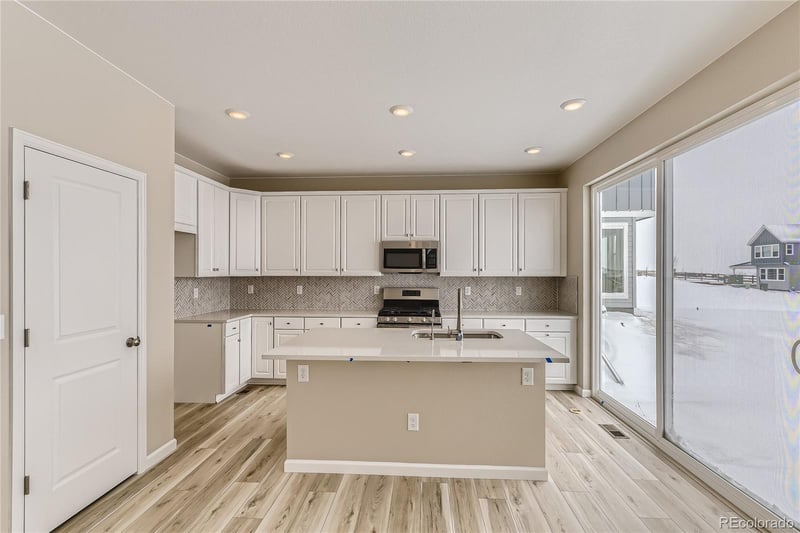 3330 Denali St, Aurora, CO 80019