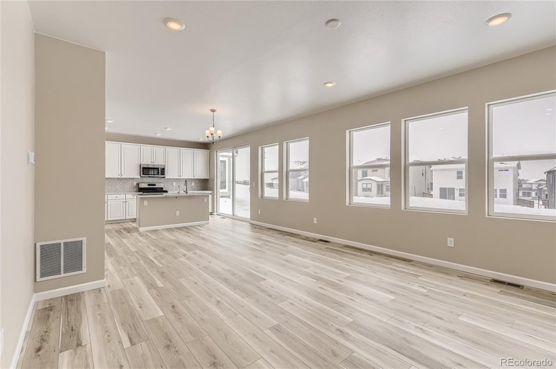 3330 Denali St, Aurora, CO 80019