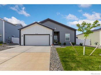 3920 Kenai St, Evans, CO 80620