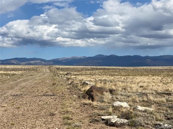 13340 13th St, Blanca, CO 81123