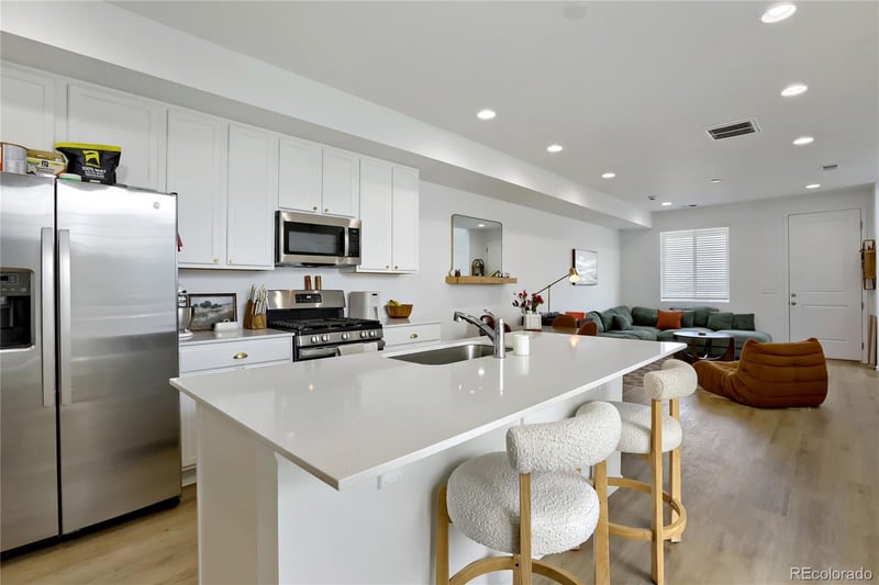 6119 Two Leaf Dr, Loveland, CO 80538