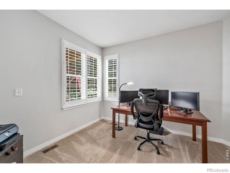 836 Windflower Dr, Longmont, CO 80504