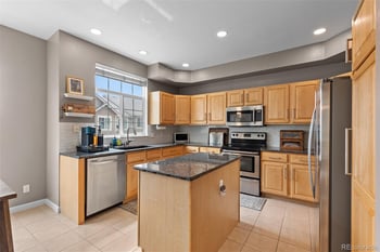 5555 E Briarwood Ave #2104, Centennial, CO 80122