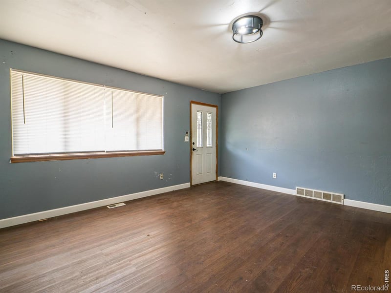 904 Foothills Ct, Windsor, CO 80550