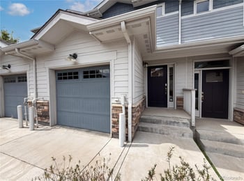 1046 Oak Cir, Denver, CO 80215