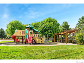 608 Peyton Dr, Fort Collins, CO 80525