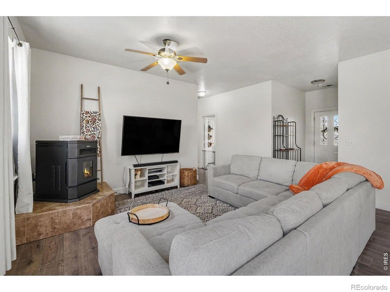 9548 Mcguire Ave, Carr, CO 80612
