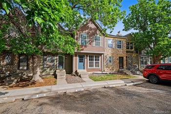 2537 E Nichols Cir, Centennial, CO 80122