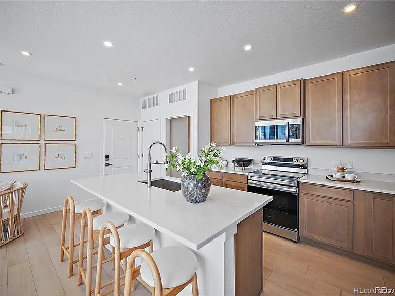 11960 Soprano Cir #204, Lone Tree, CO 80134