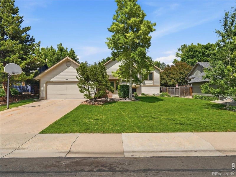 1712 Sagewood Dr, Fort Collins, CO 80525