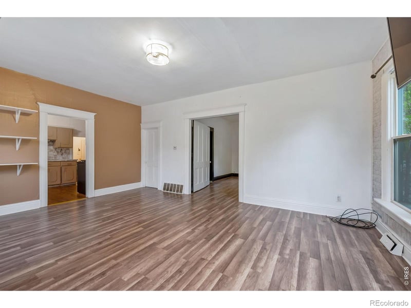 424 5th St, Loveland, CO 80537