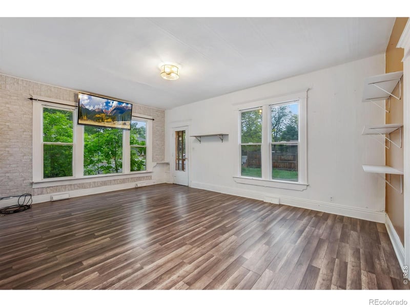 424 5th St, Loveland, CO 80537