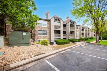 9212 Arbor Cir #E, Englewood, CO 80111