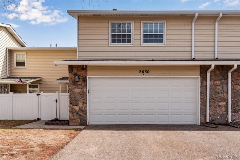2630 Vaughn Way #C, Aurora, CO 80014