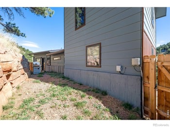 865 N Cedar Brook Rd, Boulder, CO 80304
