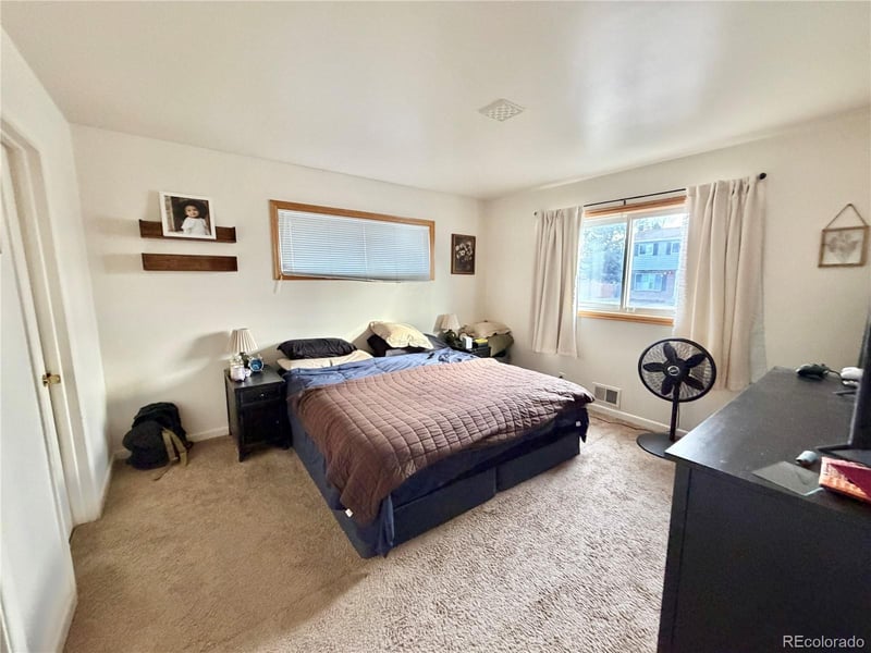 6631 Race Cir, Centennial, CO 80121