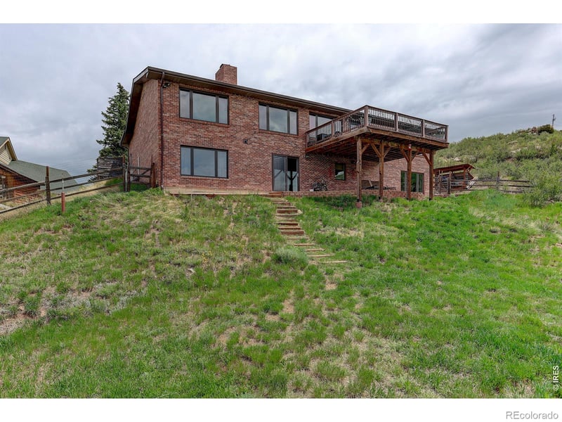4905 Hilltop Dr, Fort Collins, CO 80526