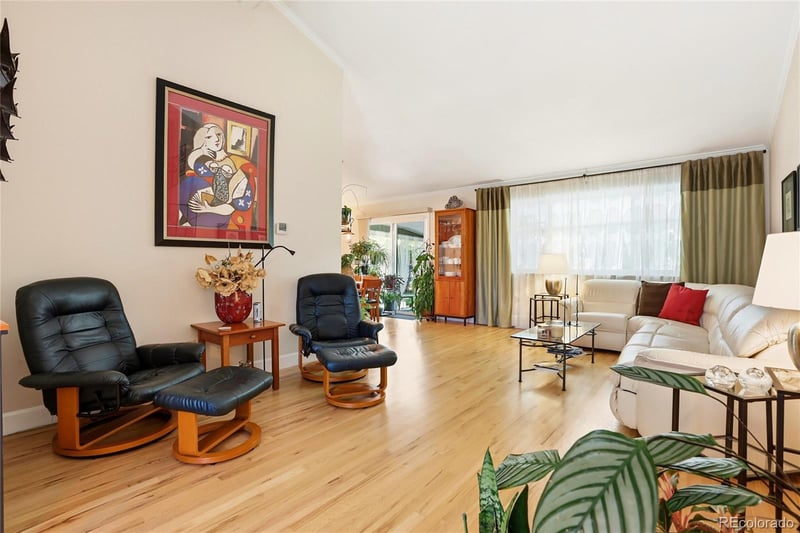 12946 2nd Ave, Aurora, CO 80011