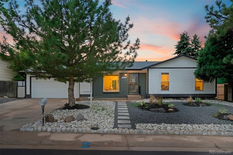 15974 Baltic Pl, Aurora, CO 80013