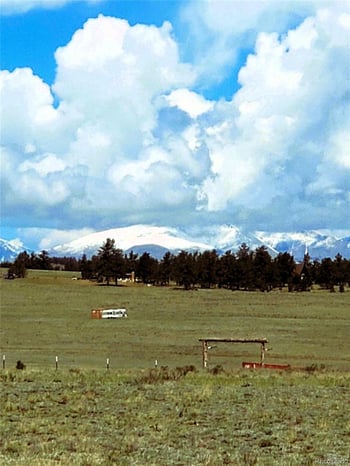 642 Mesa Rd, Hartsel, CO 80449