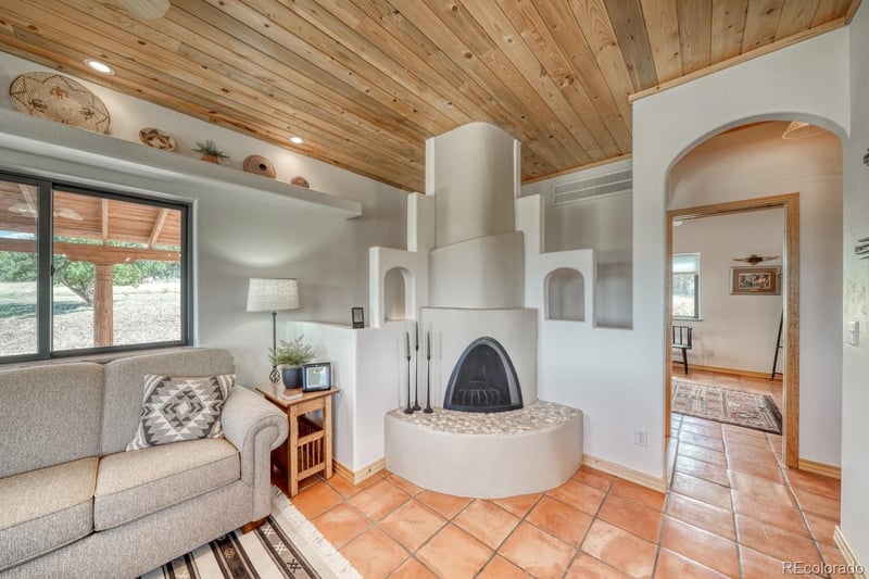 254 Bandito Trl, Florence, CO 81226