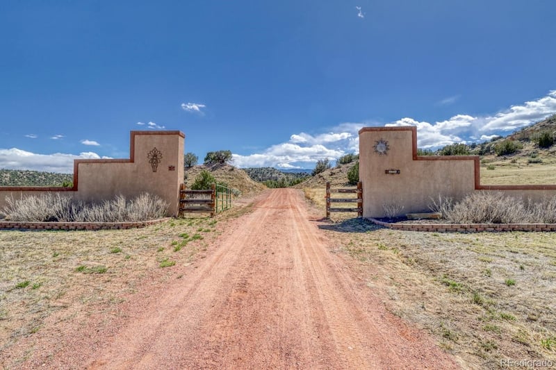 254 Bandito Trl, Florence, CO 81226