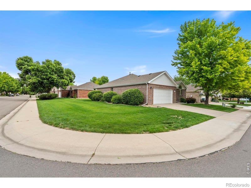 532 Trailwood Cir, Windsor, CO 80550